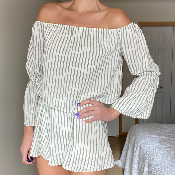 Altar'd State Other - Top and bottom set